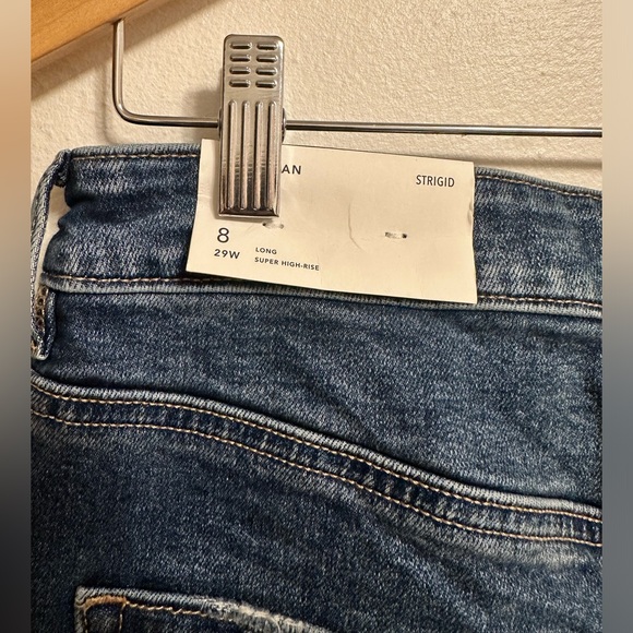 NEW American Eagle Strigid Mom Jean Distressed Stretch Dark Wash Size 8L - Picture 11 of 11